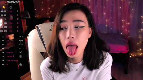 Kiki online show from 12.28.24