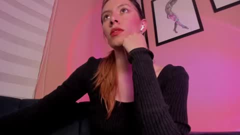 Snapshot of sensualjanex chatting on 07.12.26 Jane online show from 07.12.26