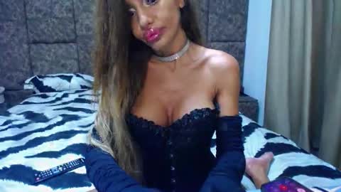 Snapshot of sensualqueen11 chatting on 06.04.26 sensualqueen11 online show from 06.04.26