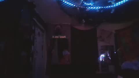 sequoia8888 online show from 09.12.25