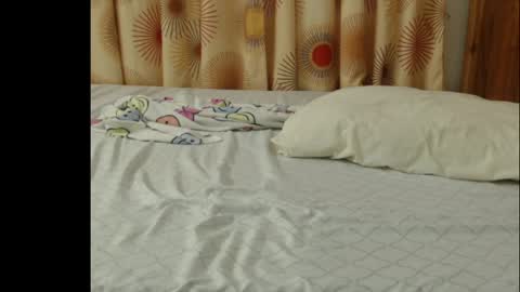 Anne online show from 04.25.26