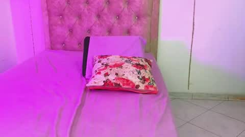 serafina_ online show from 01.13.25