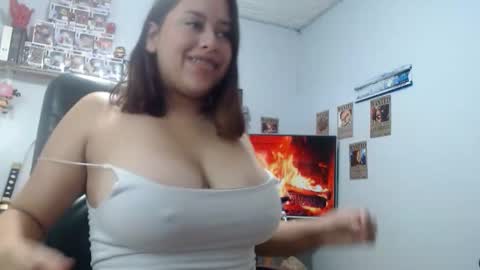 Snapshot of seraphim_01 chatting on 02.21.26 lissa online show from 02.21.26