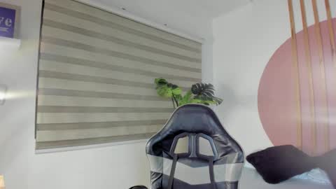 seraphine_lark online show from 01.15.26