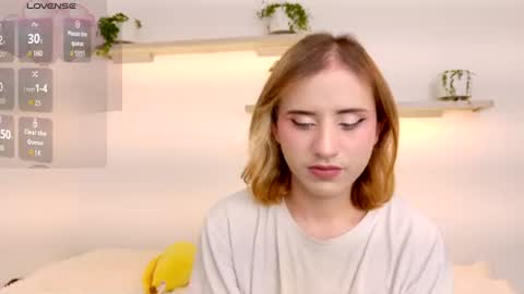 Snapshot of seraphine_star chatting on 07.16.26 Seraphine star online show from 07.16.26