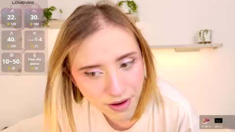 Snapshot of seraphine_star chatting on 07.16.26 Seraphine star online show from 07.16.26
