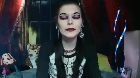 Seraphin Munster online show from 02.13.25