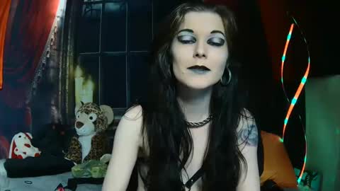 Seraphin Munster online show from 02.25.25