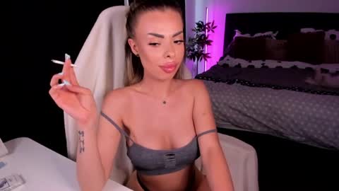 Snapshot of seravonndee chatting on 06.19.26 Ana online show from 06.19.26