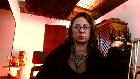 Snapshot of serena_xyz chatting on 05.10.26 Serena Xyz online show from 05.10.26