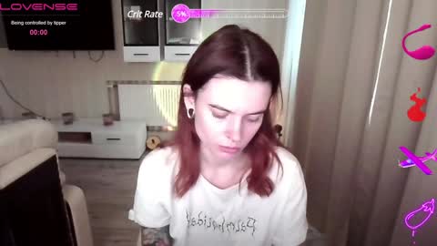 Snapshot of serenamilss chatting on 12.22.24 serenamilss online show from 12.22.24