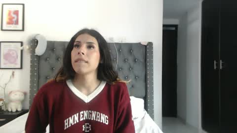 Snapshot of serenaroussee chatting on 12.07.24 sararoussee online show from 12.07.24