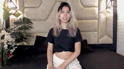 Serene online show from 02.27.26