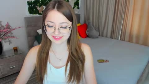 Ophelia online show from 02.09.25