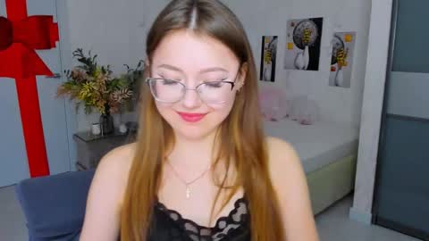 Ophelia online show from 02.24.25