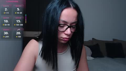 Snapshot of serenesophi chatting on 05.31.26 SereneSophi online show from 05.31.26