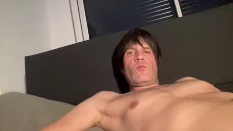 Snapshot of sergeloplop chatting on 11.17.25 sergeloplop online show from 11.17.25