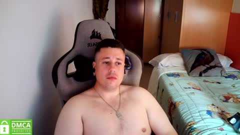 Snapshot of sergio95n chatting on 06.21.26 Pollos online show from 06.21.26