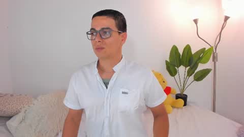 Snapshot of sergiocamiloa_30 chatting on 07.17.26 jax fire online show from 07.17.26