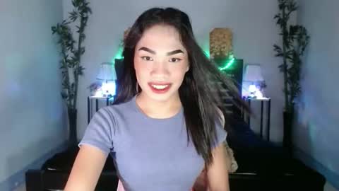 Snapshot of serialsuckerjessa chatting on 10.13.25 serialsuckerjessa online show from 10.13.25