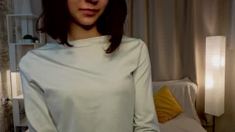 Snapshot of serinazele chatting on 04.21.26 Melissa online show from 04.21.26