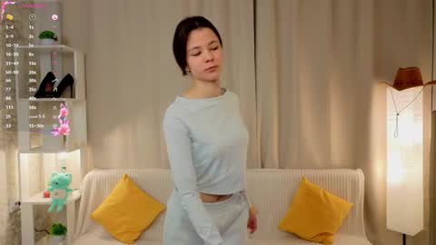 Snapshot of serinazele chatting on 04.25.26 Melissa online show from 04.25.26