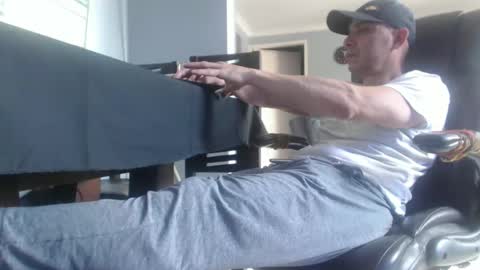 Snapshot of serioyhetero19 chatting on 01.08.25 hetero serio discreto online show from 01.08.25