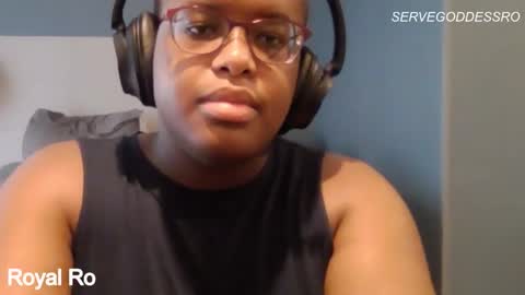 Snapshot of servegoddessro chatting on 05.24.26 servegoddessro online show from 05.24.26