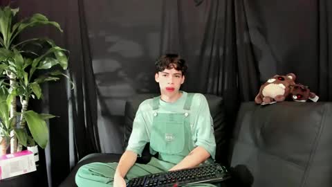 Snapshot of seth_ryder chatting on 02.14.25 seth_ryder online show from 02.14.25