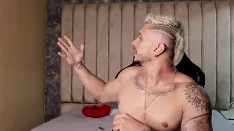 HEY IM SETH online show from 03.11.25