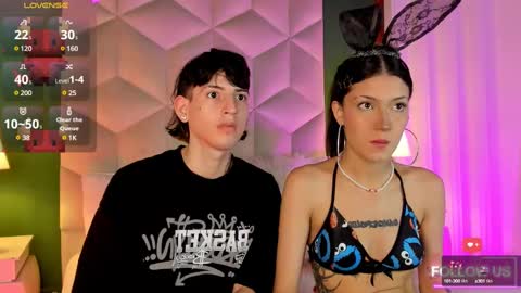 Snapshot of sett_and_gwen chatting on 01.12.25 sett_and_gwen online show from 01.12.25