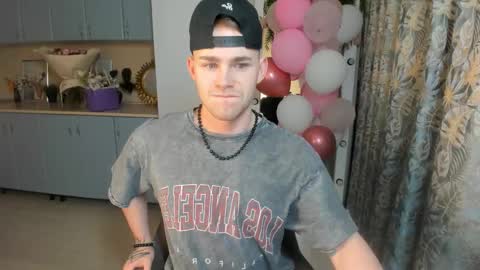 SevanS14 online show from 02.22.25