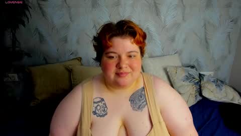 Snapshot of sew_sunny chatting on 04.14.26 Sew online show from 04.14.26