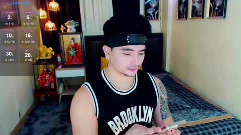 Snapshot of sex_profesor chatting on 12.23.24 AXEL online show from 12.23.24