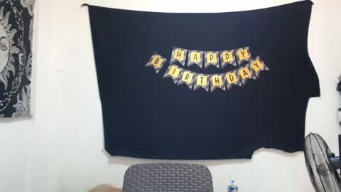 Snapshot of sexandroid1016 chatting on 10.16.25 sexandroid1016 online show from 10.16.25