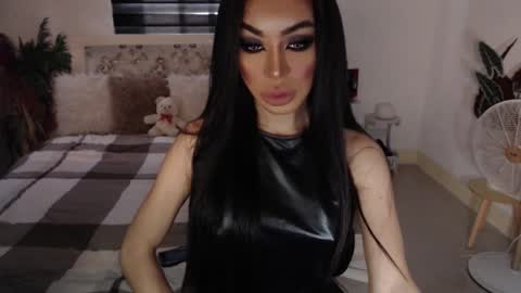 Snapshot of sexenchantresstgirl chatting on 12.03.24 Mistress Maria online show from 12.03.24