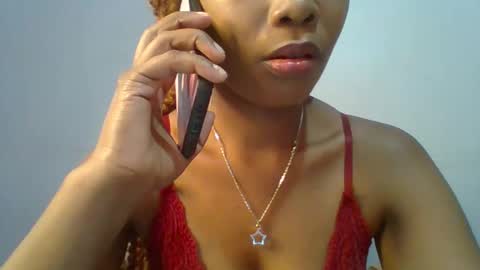 Maggie online show from 02.06.25