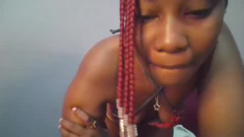 Maggie online show from 03.04.25