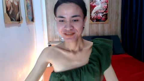 Snapshot of sexiestlara chatting on 07.19.26 lara online show from 07.19.26