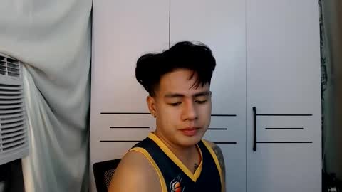 HI I AM JAMESPLEASE LET ME DO SOME HOT SHOWS FOR YOU HERE FOR MY  SCHOOL AND FOR MY FAMILY online show from 11.11.25