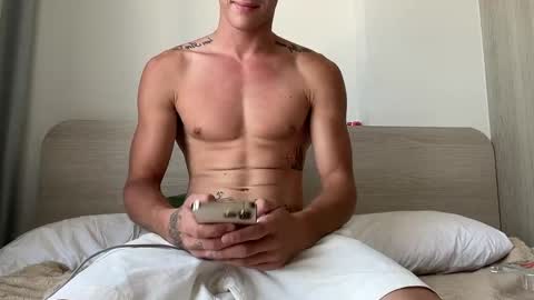 Snapshot of sexninjaboy_ chatting on 04.11.26 Jace online show from 04.11.26
