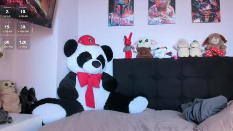 Snapshot of sextape_couple chatting on 05.03.26 Ask me online show from 05.03.26