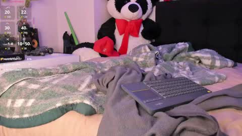 Snapshot of sextape_couple chatting on 05.06.26 Ask me online show from 05.06.26