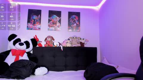 Snapshot of sextape_couple chatting on 05.27.26 Ask me online show from 05.27.26