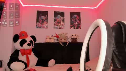 Snapshot of sextape_couple chatting on 06.26.26 Ask me online show from 06.26.26