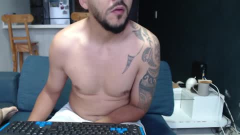 Snapshot of sexual_devils chatting on 05.19.26 sexual_devils online show from 05.19.26