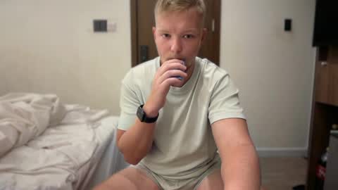 Snapshot of sexual_sbotage chatting on 05.16.26 Max Leman online show from 05.16.26
