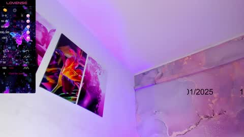 Tifanny Benitez  online show from 01.12.25