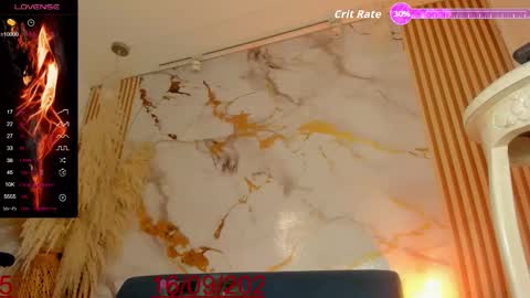 Tifanny Benitez  online show from 09.16.25