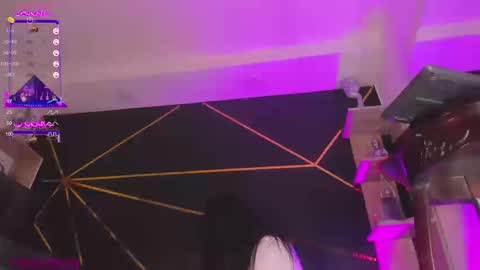 Tifanny Benitez  online show from 09.19.25